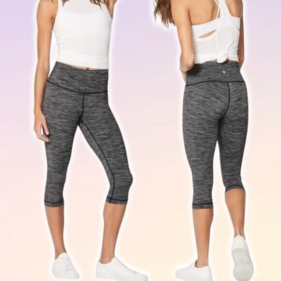 LULULEMON Wunder Under Hi-Rise 1/2 Tight 17" Sz 2 Wee Are From Space Black Slate - Picture 1 of 7